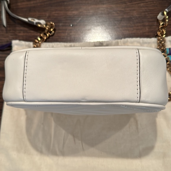 Tory Burch Kira Chevron Camera Bag, Cream - Picture 3 of 12